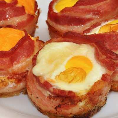keto bacon and egg cups