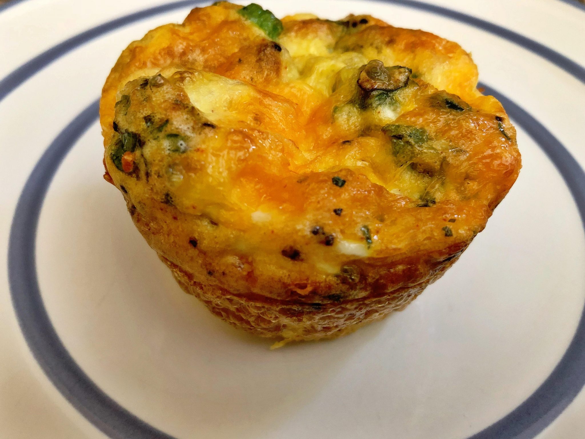 Quick and Easy Keto Quiche Muffins! - The Keto Cookbook